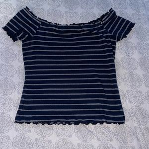 Off the shoulder short sleeve